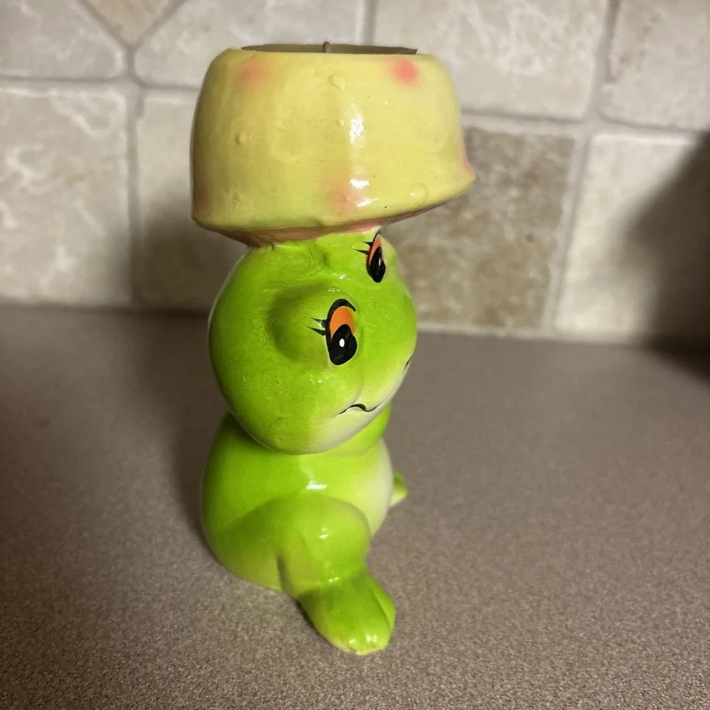 Vintage Frog With Mushroom Candle Holder Kitschy JSNY Taiwan‎ Retro